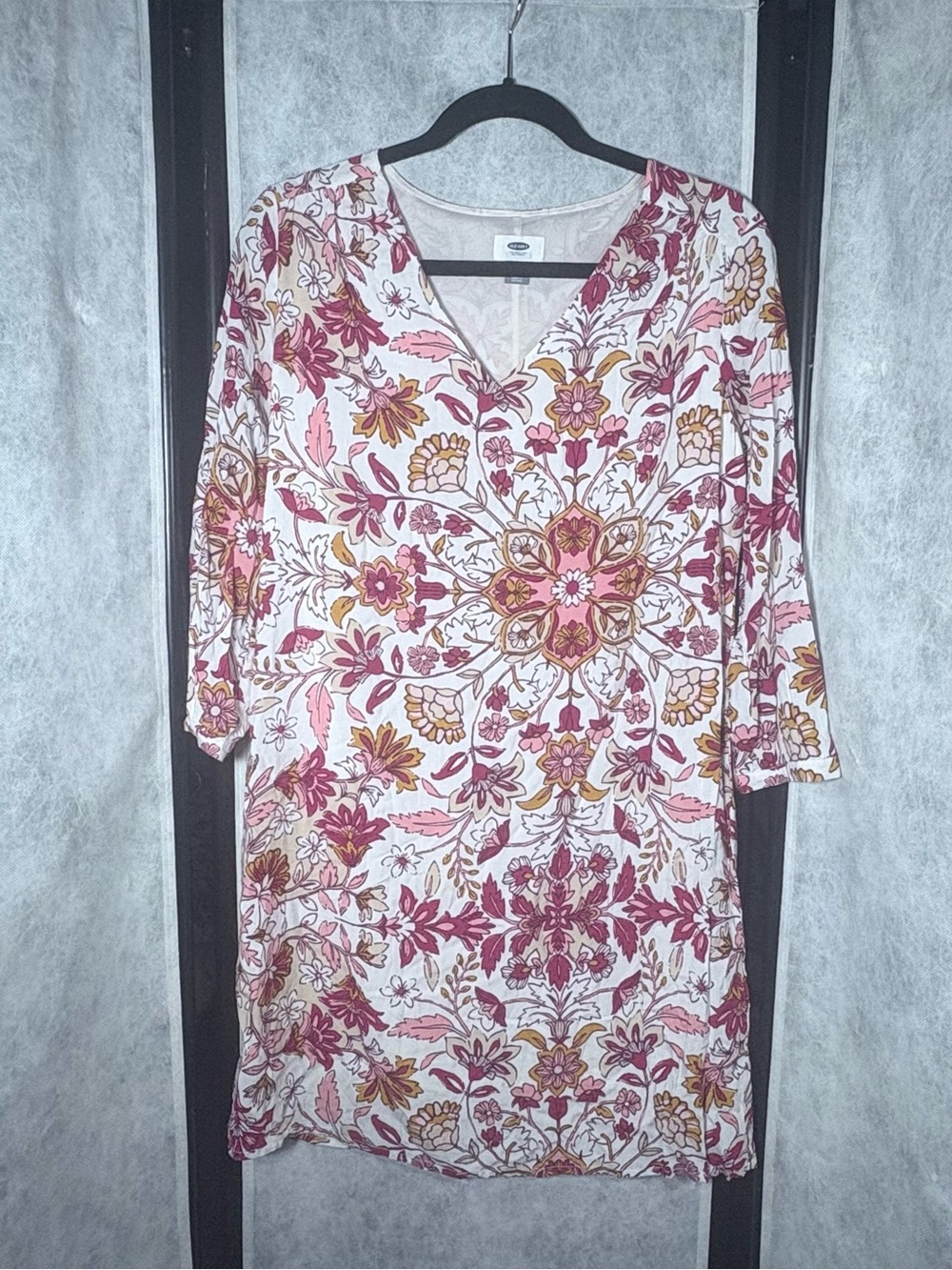 Old Navy Floral Tunic Dress Women’s Small White Pink Mustard V-Neck Boho